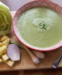 Lettuce And Spring Onion Soup
